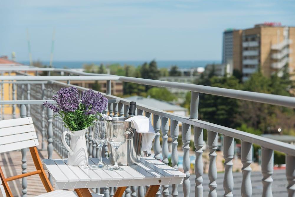 Tm Deluxe Hotel Sunny Beach Buitenkant foto