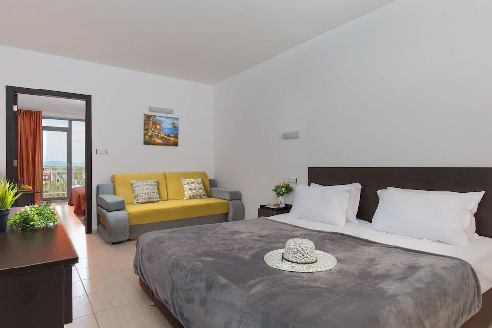 Tm Deluxe Hotel Sunny Beach Buitenkant foto