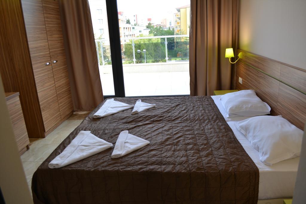 Tm Deluxe Hotel Sunny Beach Buitenkant foto